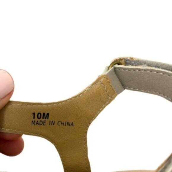 JSport | Tan with Flower Detail Velcro Closure Sandal Size 10 - Picture 6 of 12